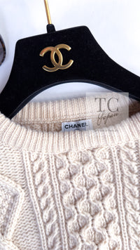 CHANEL 96A Vintage Heavy Ivory Knit CC Logo Wool Sweater 38 40 シャネル ヴィンテージ アイボリー CC ロゴ フィッシャーマン ニット セーター 即発