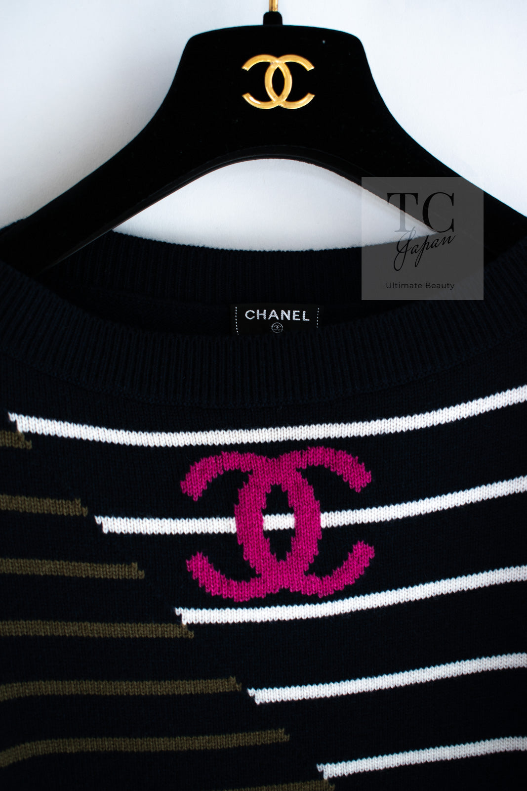 CHANEL 20C Dark Navy Fuchsia White CC Logo Cashmere Sweater 34 36 シャネル ダーク ネイビー マゼンタ ホワイト CC ロゴ カシミア セーター 即発