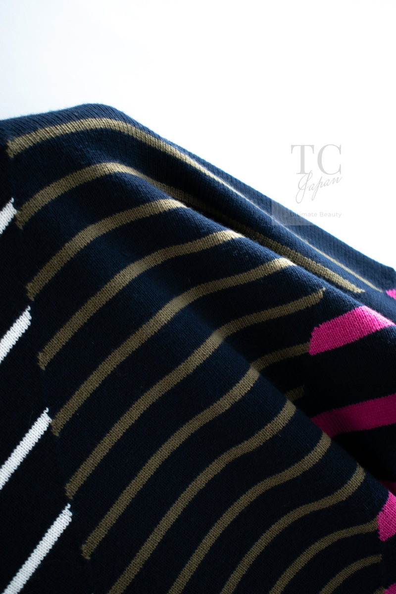 CHANEL 20C Dark Navy Fuchsia White CC Logo Cashmere Sweater 34 36 シャネル ダーク ネイビー マゼンタ ホワイト CC ロゴ カシミア セーター 即発