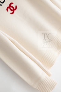 CHANEL 19C Ivory La Pausa CC Logo Turtle Cashmere Knit Sweater 36 38 シャネル アイボリー ホワイト ラ パウザ CC ロゴ タートル カシミア ニット セーター 即発