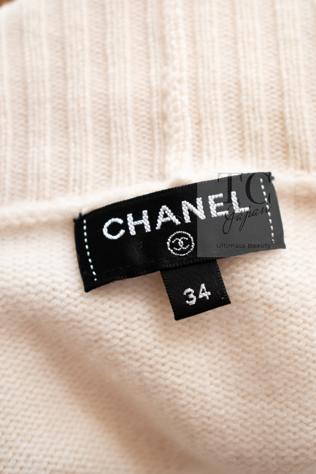 CHANEL 19C Ivory La Pausa CC Logo Turtle Cashmere Knit Sweater 36 38 シャネル アイボリー ホワイト ラ パウザ CC ロゴ タートル カシミア ニット セーター 即発