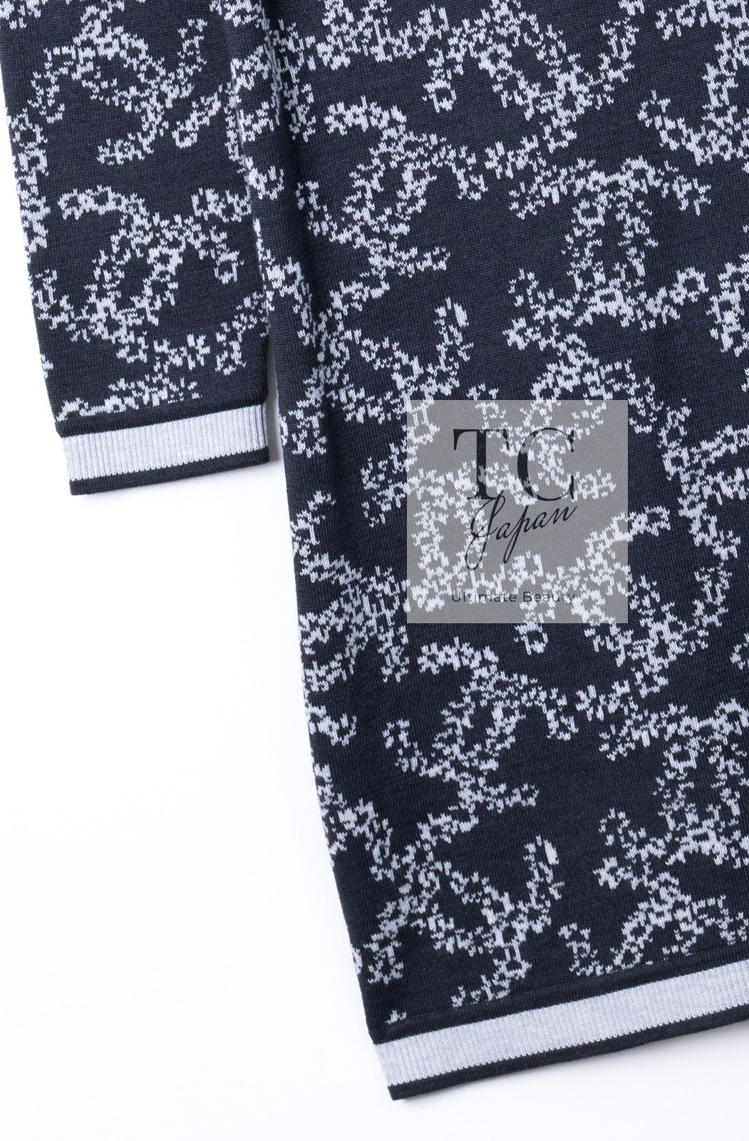 CHANEL 19PS Smoky Blue Gray CC Logo Cotton Knit Cardigan 34 36 シャネル ネイビー スモーキー グレー CC ロゴ コットン ロング ニット カーディガン 即発