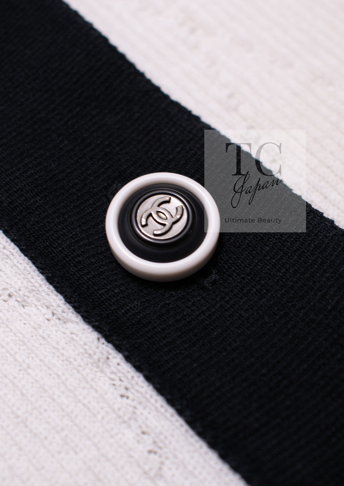 CHANEL Tシャツ　半袖　ポロシャツ　シャネル　トップス CHANEL Tシャツ 半袖 ポロシャツ シャネル トップス シャネル