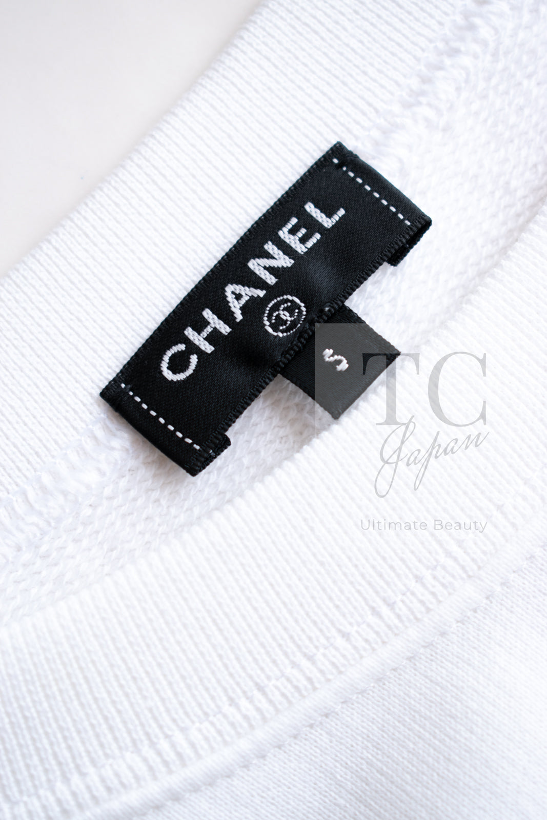 CHANEL 18C White CC Gold Leaf Logo T-shirt Tops S 36 38 シャネル ホワイト CC ゴールド ロゴ Tシャツ スウェット トップス 即発