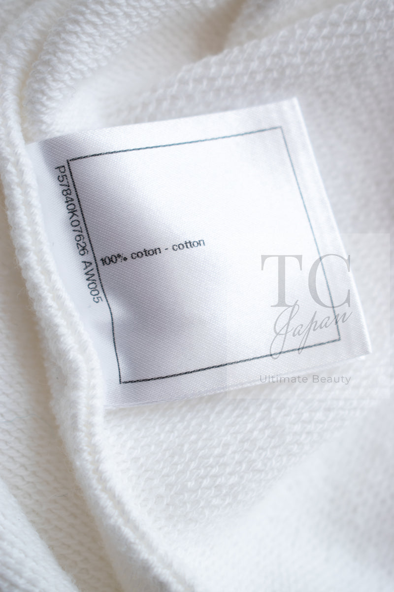 CHANEL 18C White CC Gold Leaf Logo T-shirt Tops S 36 38 シャネル ホワイト CC ゴールド ロゴ Tシャツ スウェット トップス 即発