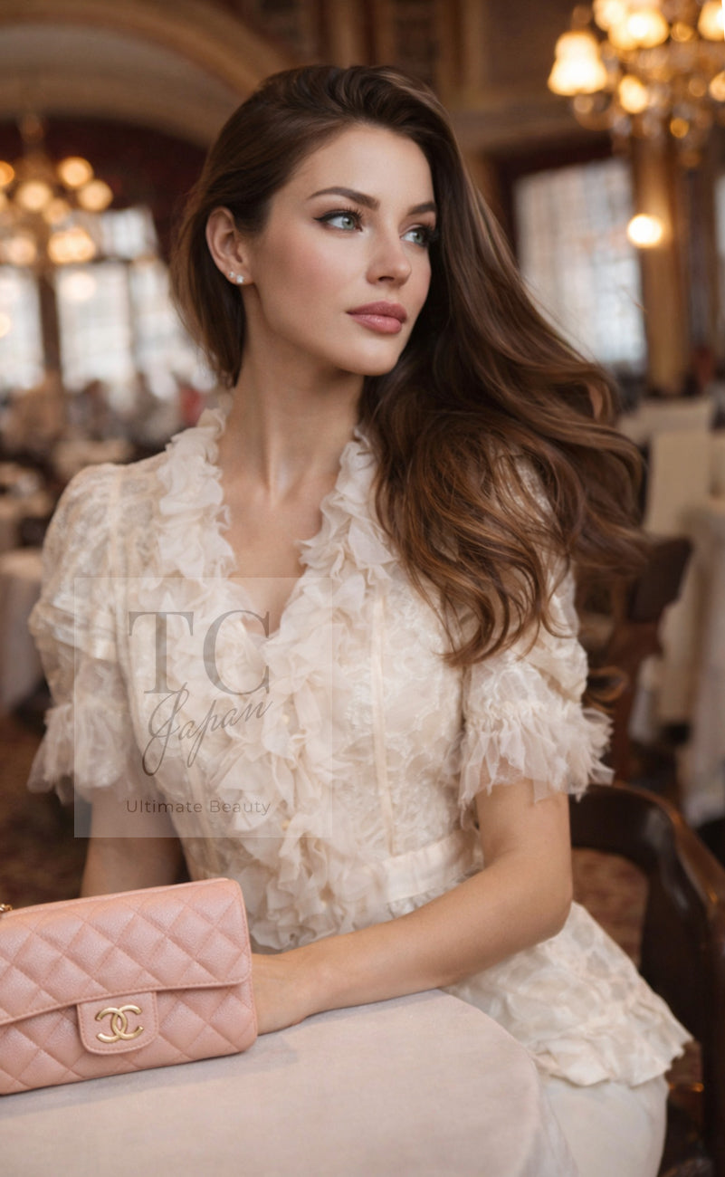 CHANEL 10S Gray Ivory Ecru Camellia Ruffles Linen Silk Blouse Tops 34 シャネル グレー アイボリー 生成り カメリア シルク リネン ブラウス トップス 即発