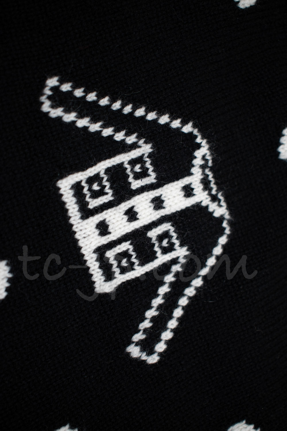 シャネル セーター CHANEL 08A ブラック ロゴ カシミヤ ニット ドット