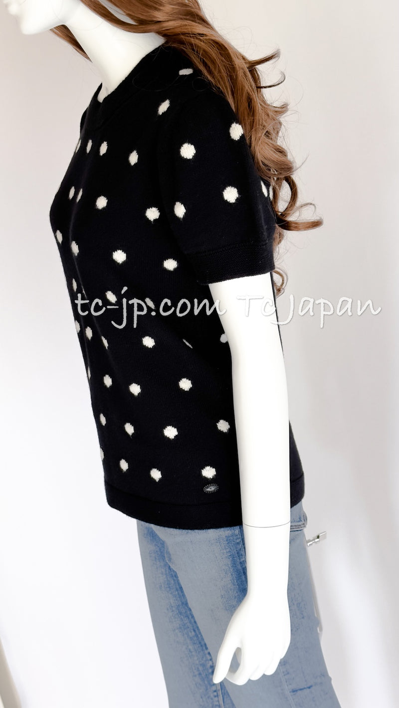 CHANEL 08A Black Dot Logo Cashmere Knit Sweater 36 シャネル ブラック ドット ロゴ カシミヤ ニット セーター 即発