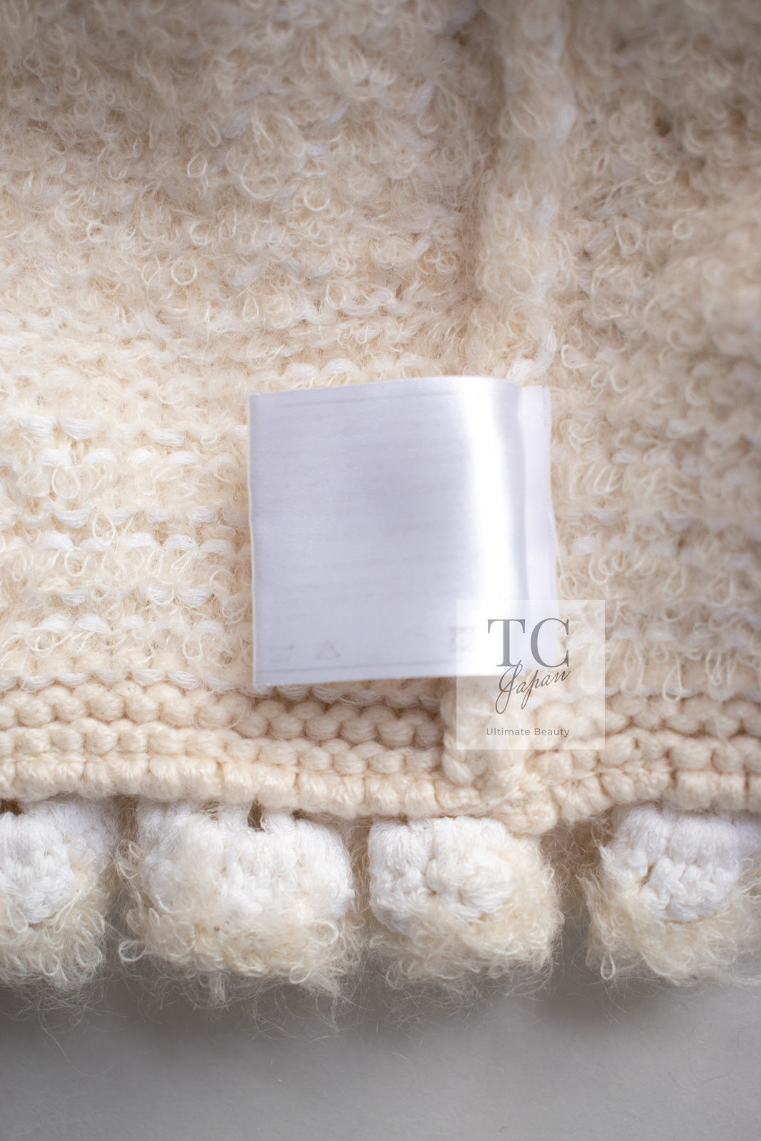CHANEL 06A Ivory Creme Cashmere Mohair Cape Cardigan 38 42 44 46 48 50 シャネル カシミア モヘア アイボリー クリーム ポンチョ ケープ カーディガン 即発