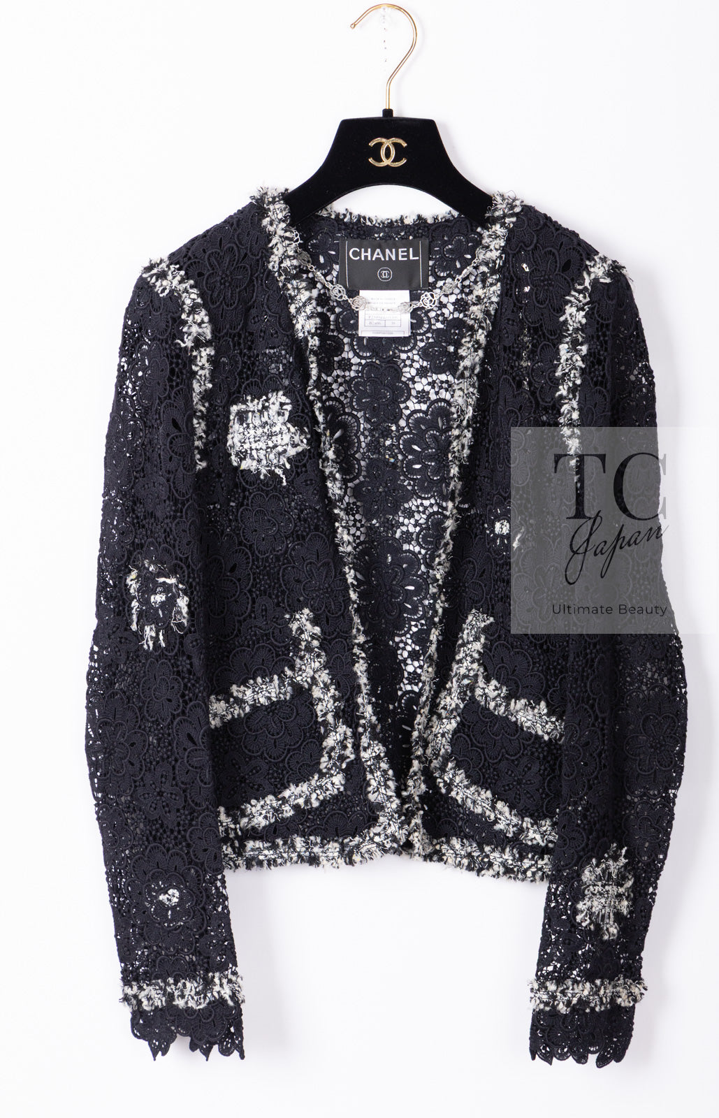 CHANEL 04S Camellia Black Lace Cardigan Jacket Skirt Set up 38 シャネル カメリア ブラック レース カーディガン ジャケット スカート セットアップ 即発