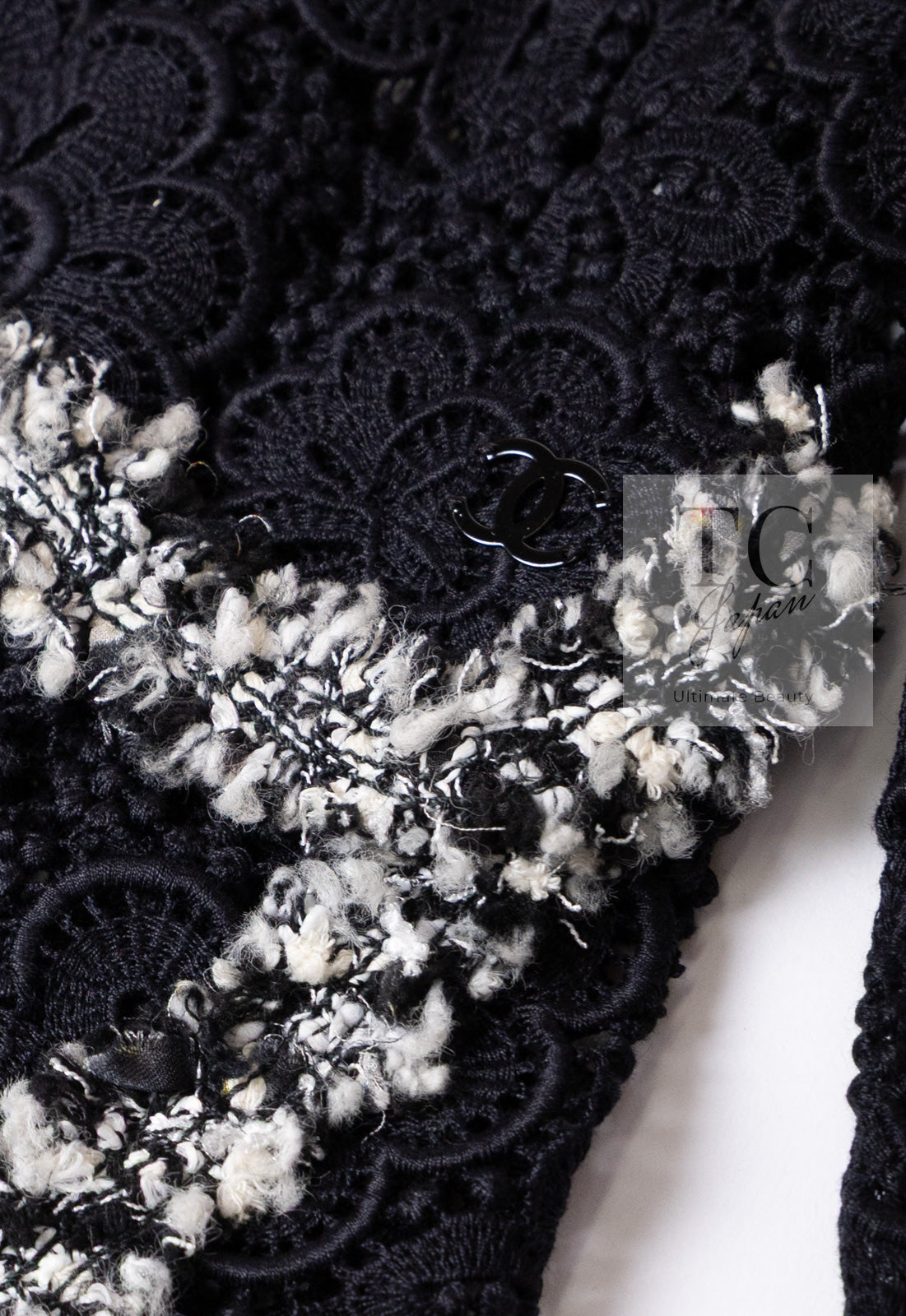 CHANEL 04S Camellia Pale Black Lace Cardigan Jacket 38 シャネル カメリア ブラック レース カーディガン ジャケット 即発