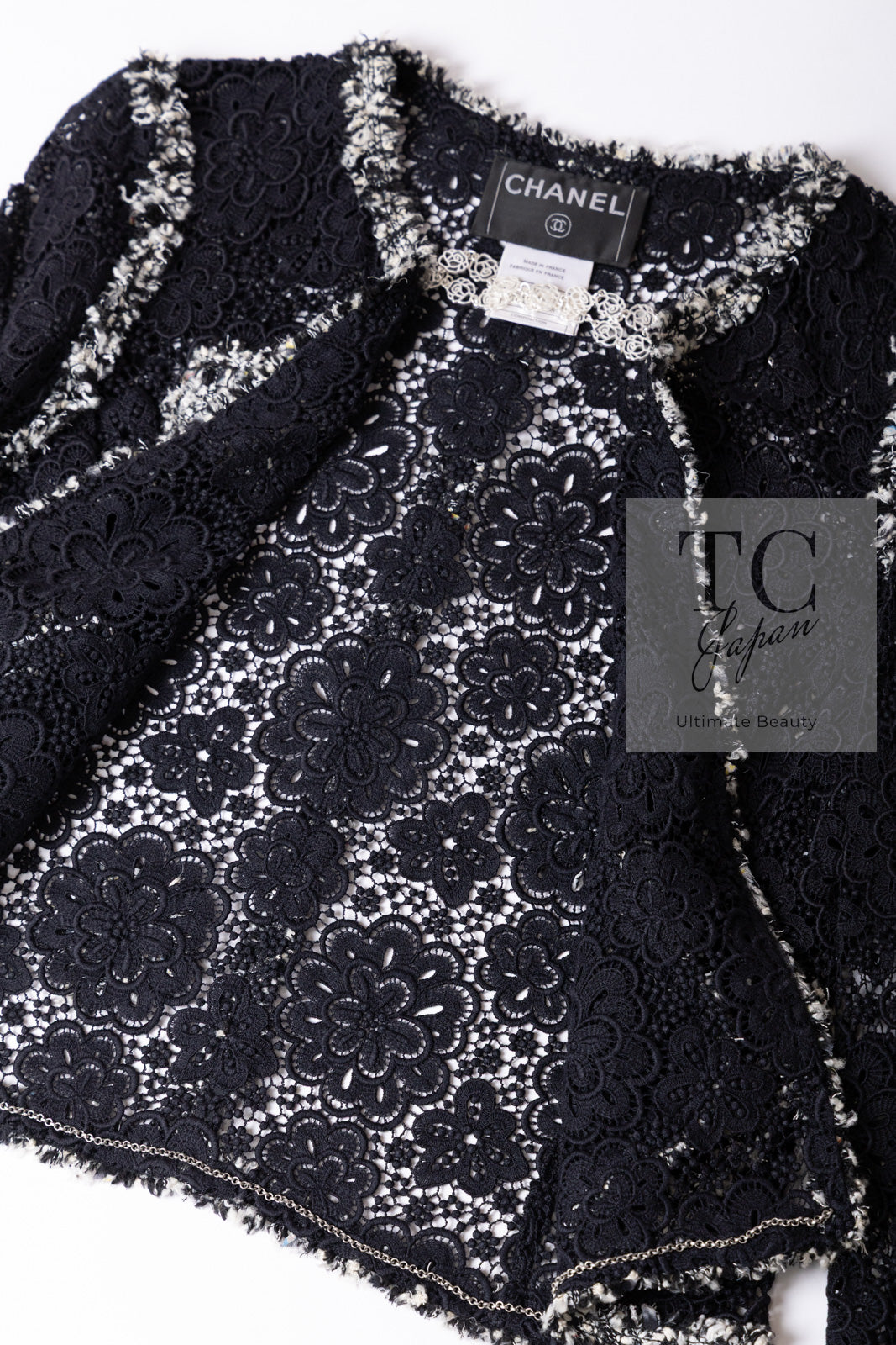 CHANEL 04S Camellia Pale Black Lace Cardigan Jacket 38 シャネル カメリア ブラック レース カーディガン ジャケット 即発