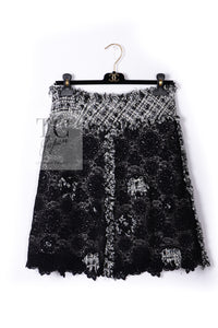 CHANEL 04S Camellia Black Lace Cardigan Jacket Skirt Set up 38 シャネル カメリア ブラック レース カーディガン ジャケット スカート セットアップ 即発