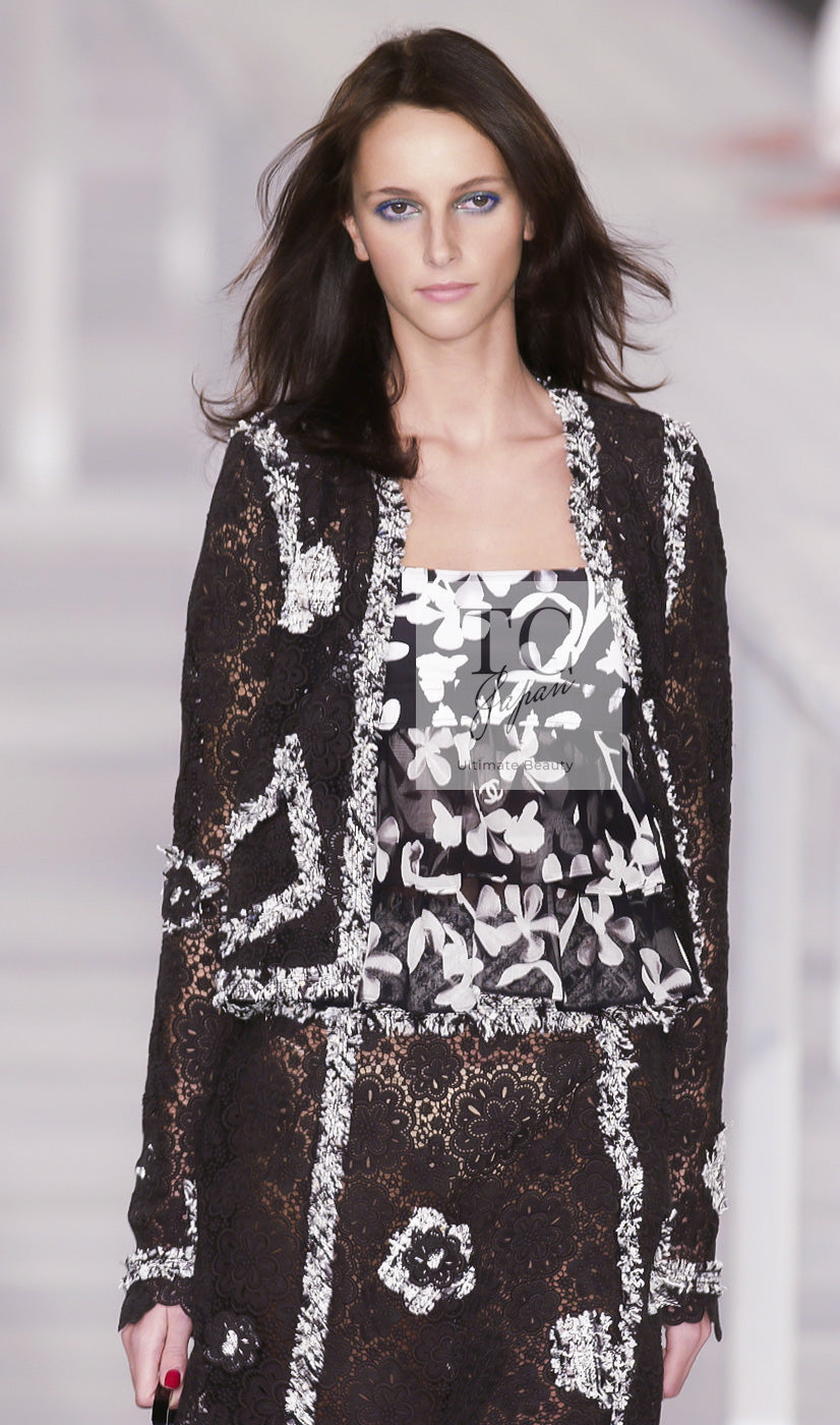 CHANEL 04S Camellia Black Lace Cardigan Jacket Skirt Set up 38 シャネル カメリア ブラック レース カーディガン ジャケット スカート セットアップ 即発