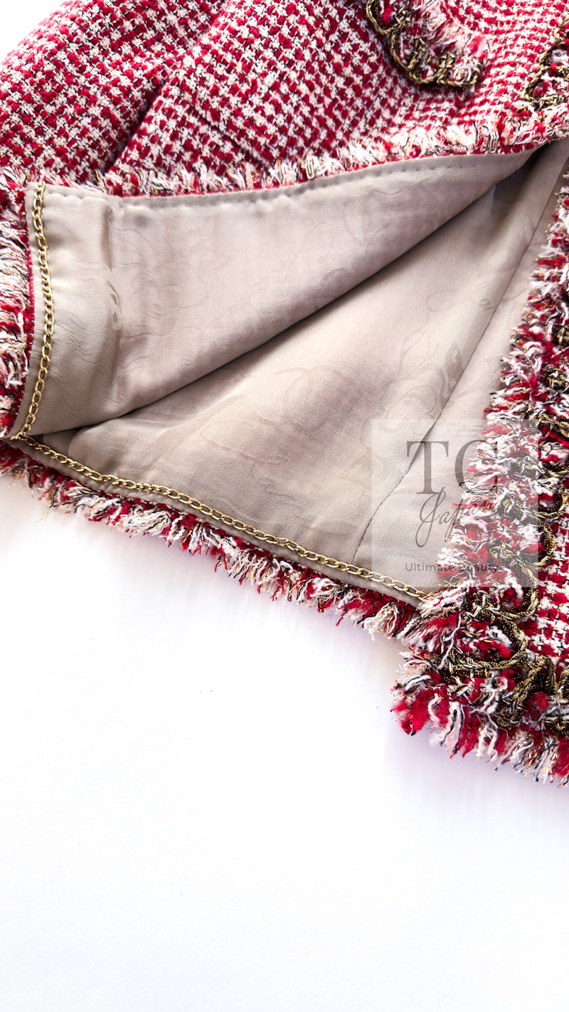 CHANEL 10C Red Metallic Gold Trim Tweed Jacket Skirt Suit 40 42 シャネル レッド メタリック ゴールド トリム フリンジ ツイード ジャケット スカート スーツ 即発