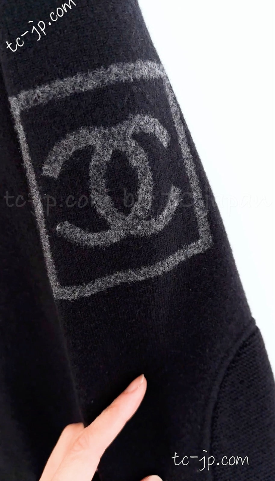 シャネル カーディガン コート CHANEL ブラック ウール100 大きめ CC