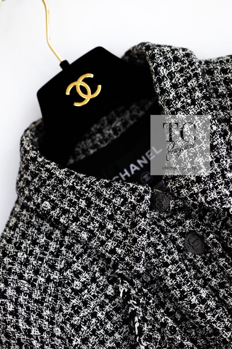 CHANEL 09S Black White Silk Wool Cardigan Jacket 38 シャネル ブラック ホワイト シルク ウール カーディガン ジャケット 即発