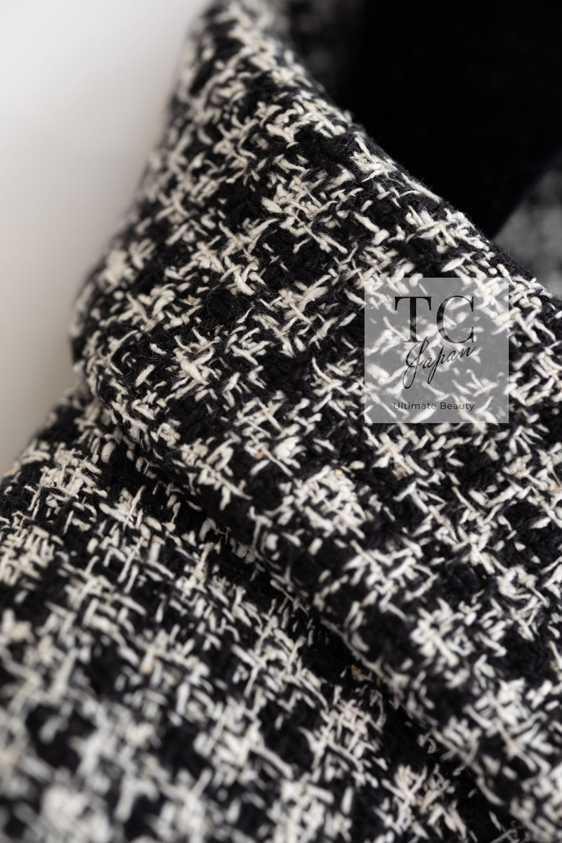 CHANEL 09S Black White Silk Wool Cardigan Jacket 38 シャネル ブラック ホワイト シルク ウール カーディガン ジャケット 即発