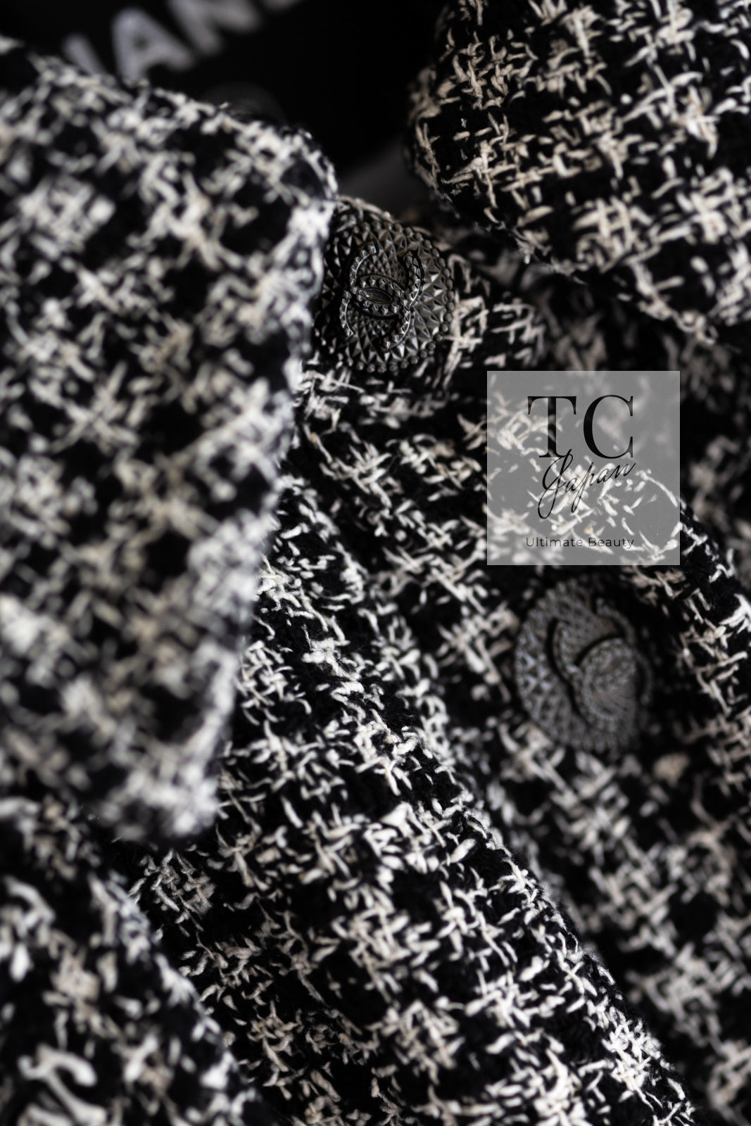 CHANEL 09S Black White Silk Wool Cardigan Jacket 38 シャネル ブラック ホワイト シルク ウール カーディガン ジャケット 即発