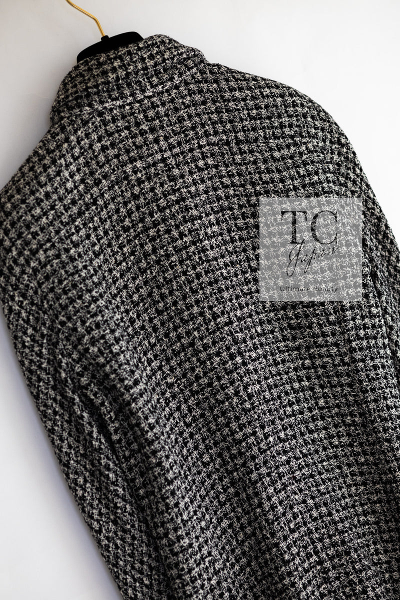 CHANEL 09S Black White Silk Wool Cardigan Jacket 38 シャネル ブラック ホワイト シルク ウール カーディガン ジャケット 即発