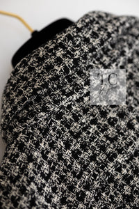 CHANEL 09S Black White Silk Wool Cardigan Jacket 38 シャネル ブラック ホワイト シルク ウール カーディガン ジャケット 即発