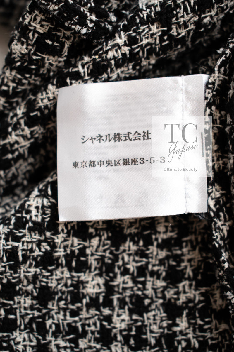 CHANEL 09S Black White Silk Wool Cardigan Jacket 38 シャネル ブラック ホワイト シルク ウール カーディガン ジャケット 即発