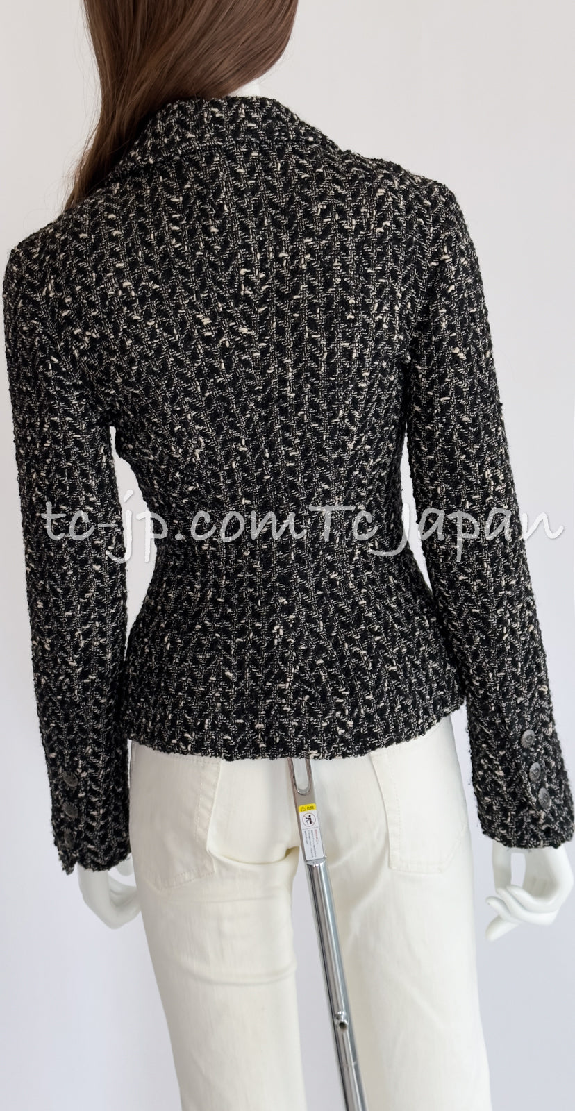 CHANEL 97A Vintage Black Gray Chevron Tweed Jacket Skirt Suit 38 40 シャネル ヴィンテージ ブラック グレー シェブロン ツイード ジャケット スカート スーツ 即発