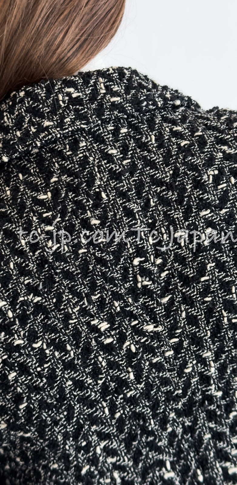 CHANEL 97A Vintage Black Gray Chevron Tweed Jacket Skirt Suit 38 40 シャネル ヴィンテージ ブラック グレー シェブロン ツイード ジャケット スカート スーツ 即発