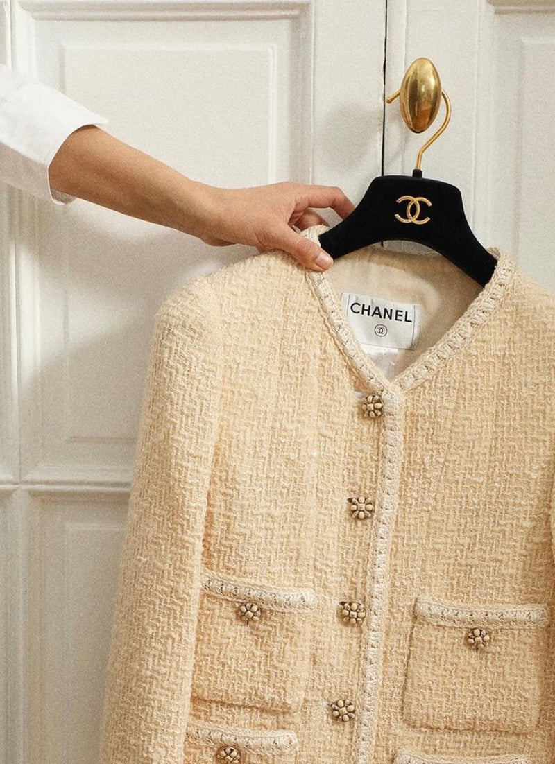 CHANEL 06PF Creme Ivory Wool Mohair Silk Gripoix Tweed Jacket 36 シャネル クリーム アイボリー ウール モヘア シルク グリポワ宝石ボタン ツイード ジャケット 即発