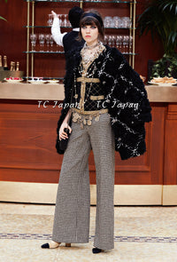 CHANEL 15A Black Yellow Gold Matelasse Quilted Silk Cashmere Mohair Knit Cardigan Dress 34 36 シャネル ブラック イエロー ゴールド マトラッセ キルティング シルク カシミヤ モヘヤ ニット カーディガン ワンピース 即発 - TC JAPAN