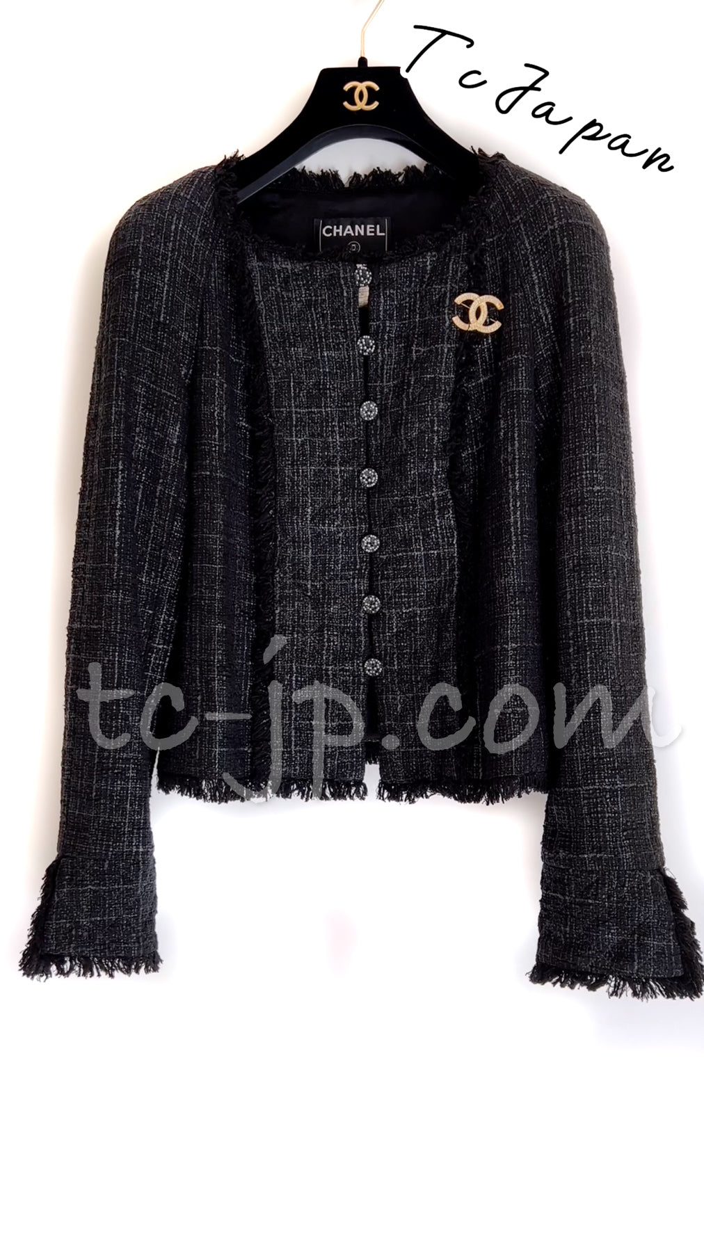 CHANEL 05PF Black Gary Fringe Trim Tweed Jacket 38 40 シャネル ブラック グレー フリンジトリム ツイード ジャケット 即発 - TC JAPAN