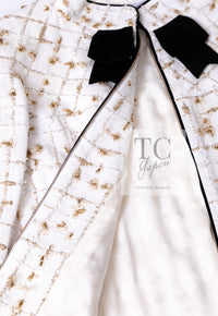 CHANEL 19S White Gold Bow Zip up Jacket Skirt Suit 36 シャネル ホワイト ゴールド ジップアップ リボン ツイード ジャケット スカート スーツ 即発