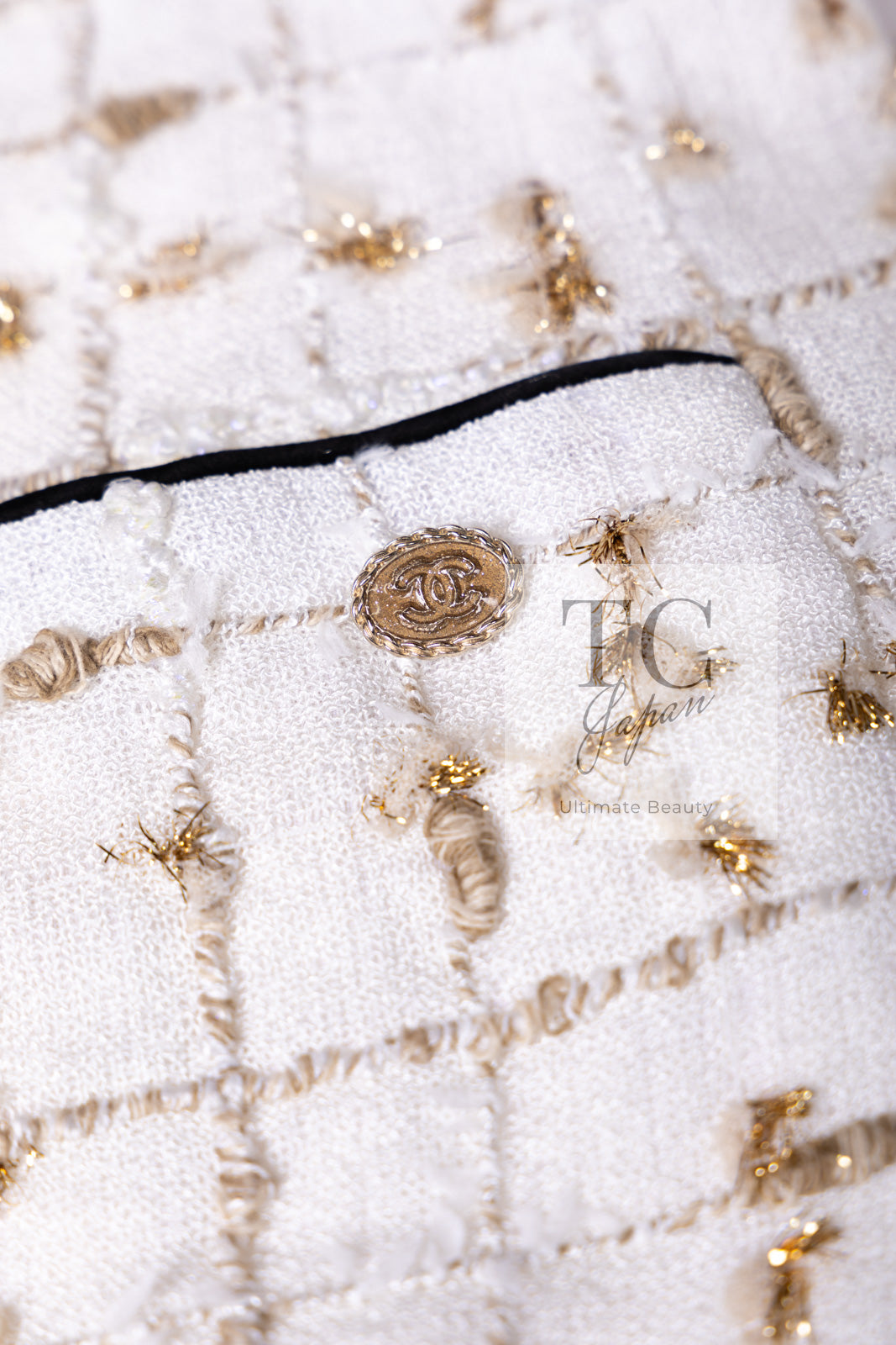 シャネル ジャケット CHANEL 19S ホワイト ゴールド ジップアップ リボン ツイード ジャケット 40 CHANEL Jacket 19S White Gold Bow Zip up 40