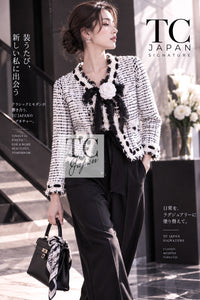 CHANEL 05S white black tweed cardigan jacket m3