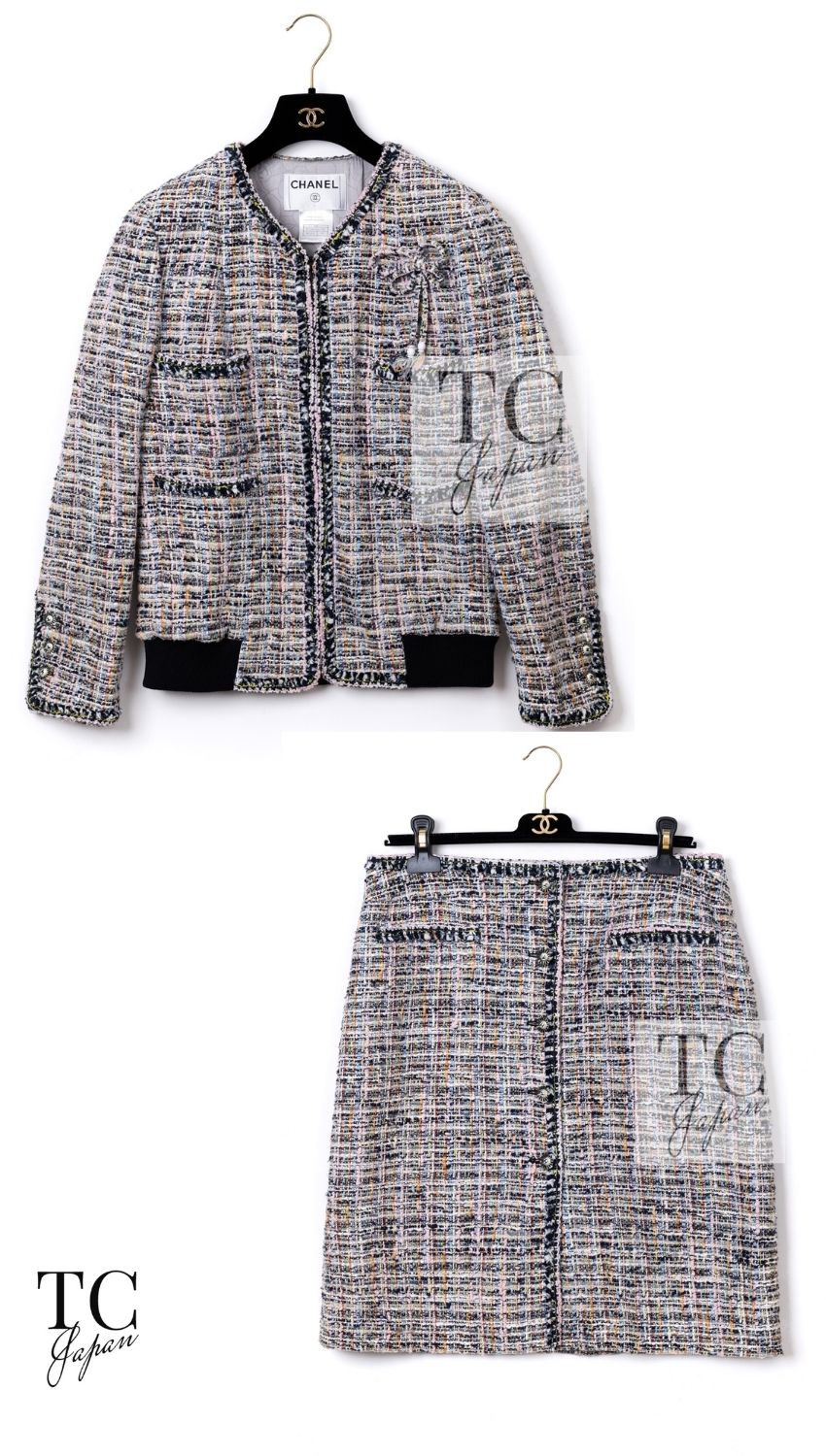 CHANEL 04S Blue Pink Black Multi Color Tweed Zip-Up Blouson Jumper Setup Skirt 42 | US