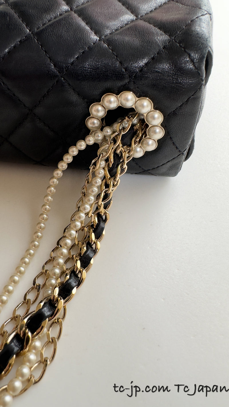 CHANEL Black Lambskin Westminster Classic Pearl Chain Matelasse Bag シャネル ブラック・ラムスキン・ウエストミンスター・パール・チェーン・マトラッセ・バッグ