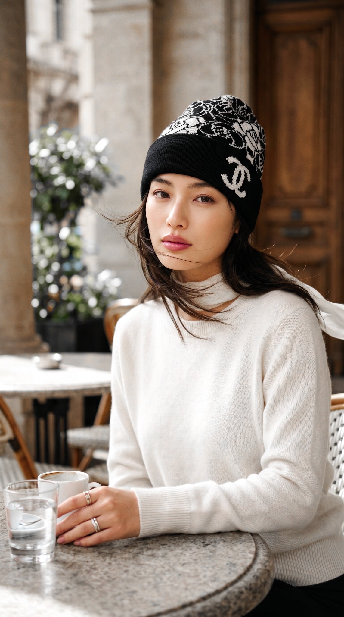 CHANEL Black Knit cap Women COCO Mark Camellia Knit Hat シャネル ブラック ニットキャップ レディース ココマーク カメリア ニット帽