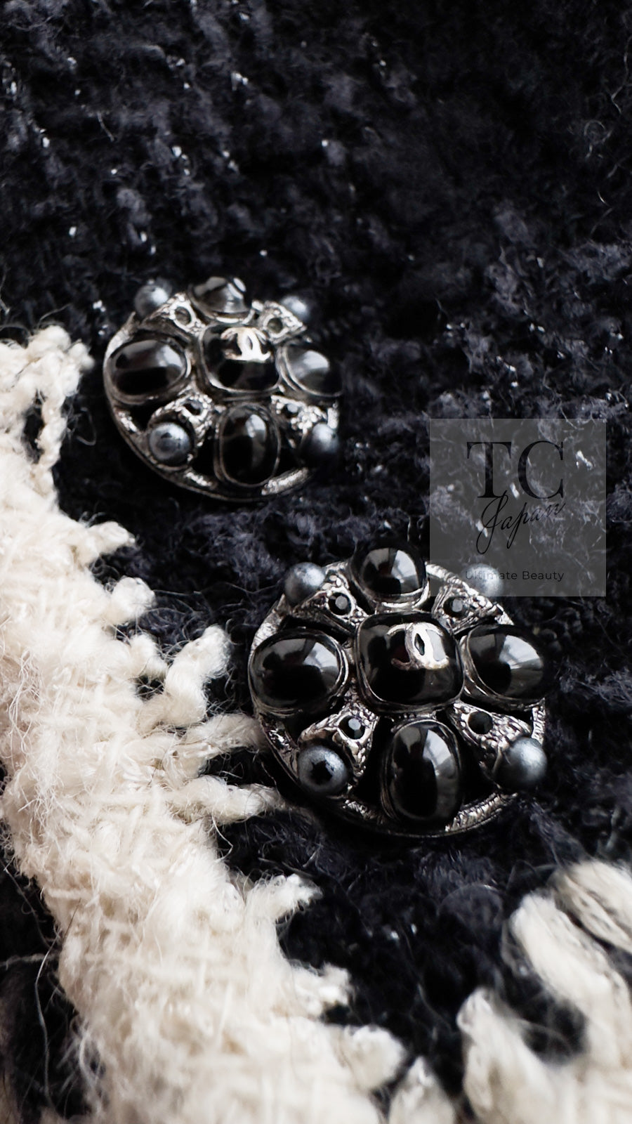 CHANEL 06PF Black Ivory Trim Boucle Wool Tweed Jacket Skirt Suit 38 シャネル ブラック アイボリー トリミング ブークレ ウール ツイード ジャケット スカート スーツ 即発