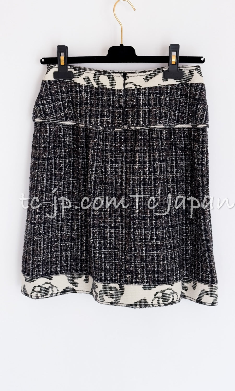 CHANEL 06S Gray Beige CC Logo Tweed Jacket Skirt Suit 38 シャネル CCロゴ グレー ベージュ ツイード ジャケット スカート スーツ 即発