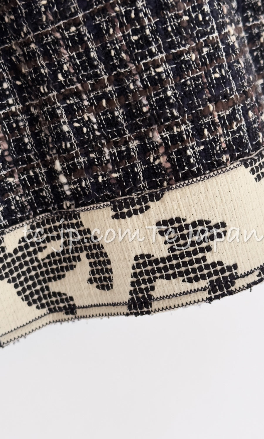 CHANEL 06S Gray Beige CC Logo Tweed Jacket Skirt Suit 38 シャネル CCロゴ グレー ベージュ ツイード ジャケット スカート スーツ 即発