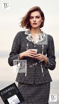 CHANEL 06S Gray Beige CC Logo Tweed Jacket Skirt Suit 38 シャネル CCロゴ グレー ベージュ ツイード ジャケット スカート スーツ 即発