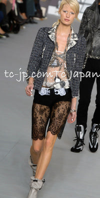 CHANEL 06S Gray Beige CC Logo Tweed Jacket Skirt Suit 38 シャネル CCロゴ グレー ベージュ ツイード ジャケット スカート スーツ 即発 - TC JAPAN