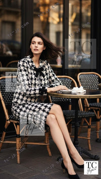 CHANEL 04PF Ivory Beige Bow Ribbon Jacket Skirt Suit 38 42 シャネル アイボリー ベージュ リボン ツイード ジャケット スカート スーツ 即発