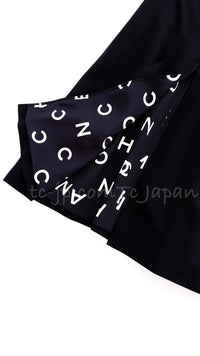 CHANEL 97S Vintage Black Silk CC Logo Jacket Coat 36 シャネル ヴィンテージ ブラック シルク CCロゴ ジャケット コート
