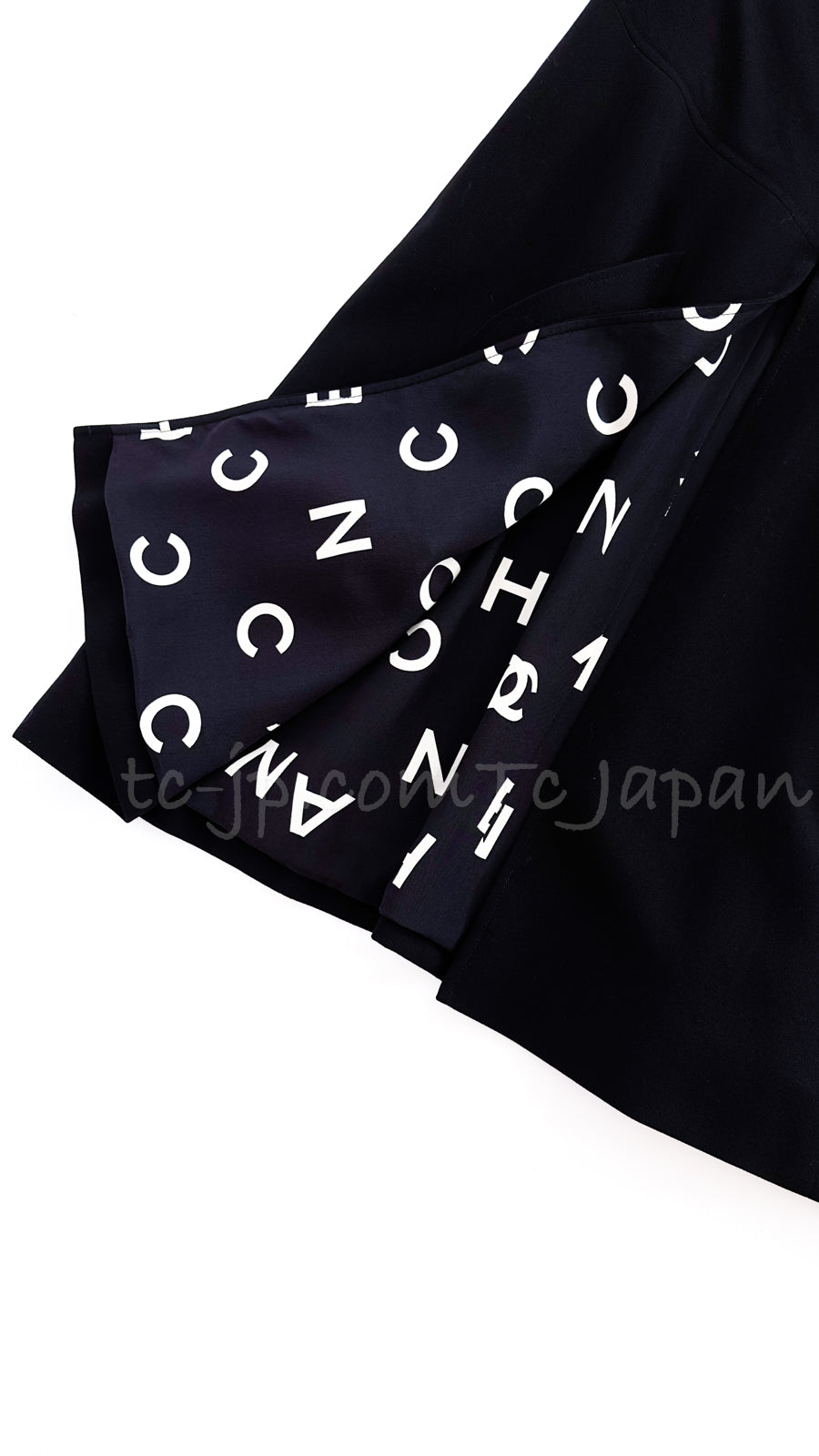 CHANEL 97S Vintage Black Silk CC Logo Jacket Coat 36 シャネル ヴィンテージ ブラック シルク CCロゴ ジャケット コート