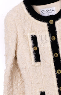 CHANEL 94A Vintage Rare Collectible Creme Ivory Black Trim Jacket 34 36 シャネル ヴィンテージ スーパーモデル ブークレ クリーム アイボリー ブラック トリム ジャケット 即発