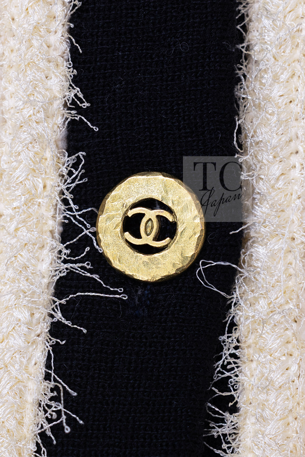 CHANEL 94A Vintage Rare Collectible Creme Ivory Black Trim Jacket 34 36 シャネル ヴィンテージ スーパーモデル ブークレ クリーム アイボリー ブラック トリム ジャケット 即発