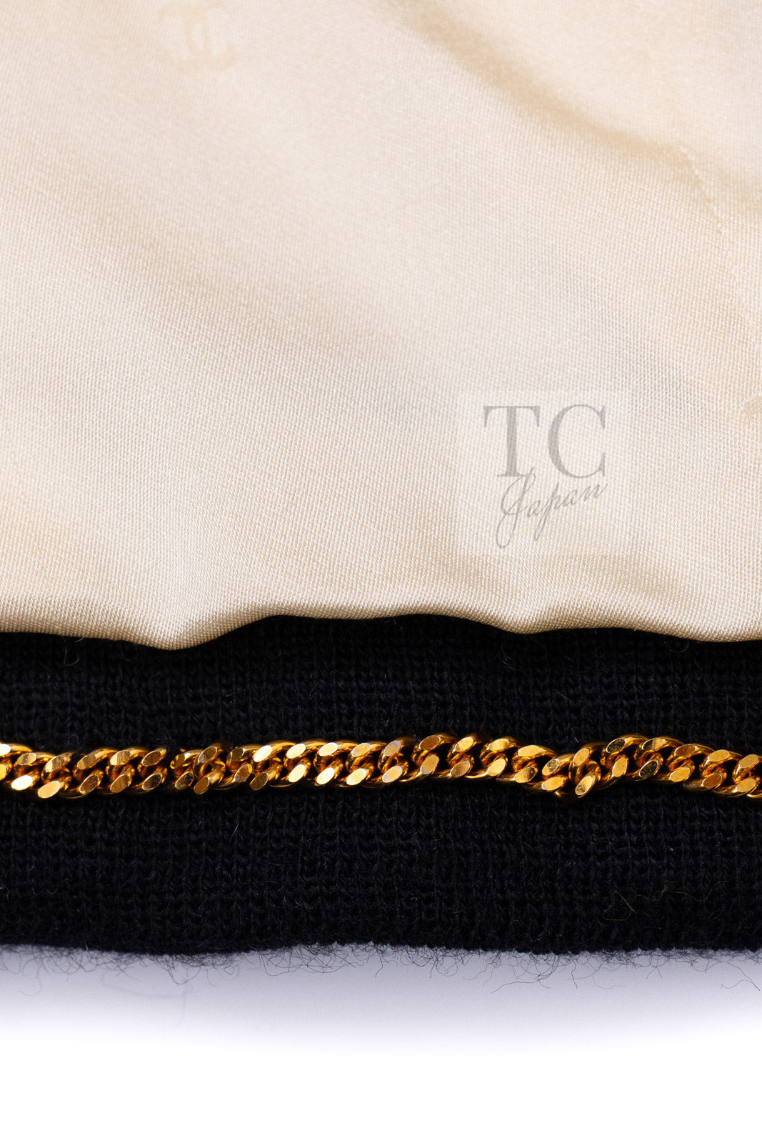 CHANEL 94A Vintage Rare Collectible Creme Ivory Black Trim Jacket 34 36 シャネル ヴィンテージ スーパーモデル ブークレ クリーム アイボリー ブラック トリム ジャケット 即発