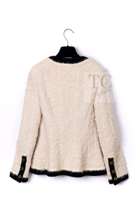 CHANEL 94A Vintage Rare Collectible Creme Ivory Black Trim Jacket 34 36 シャネル ヴィンテージ スーパーモデル ブークレ クリーム アイボリー ブラック トリム ジャケット 即発