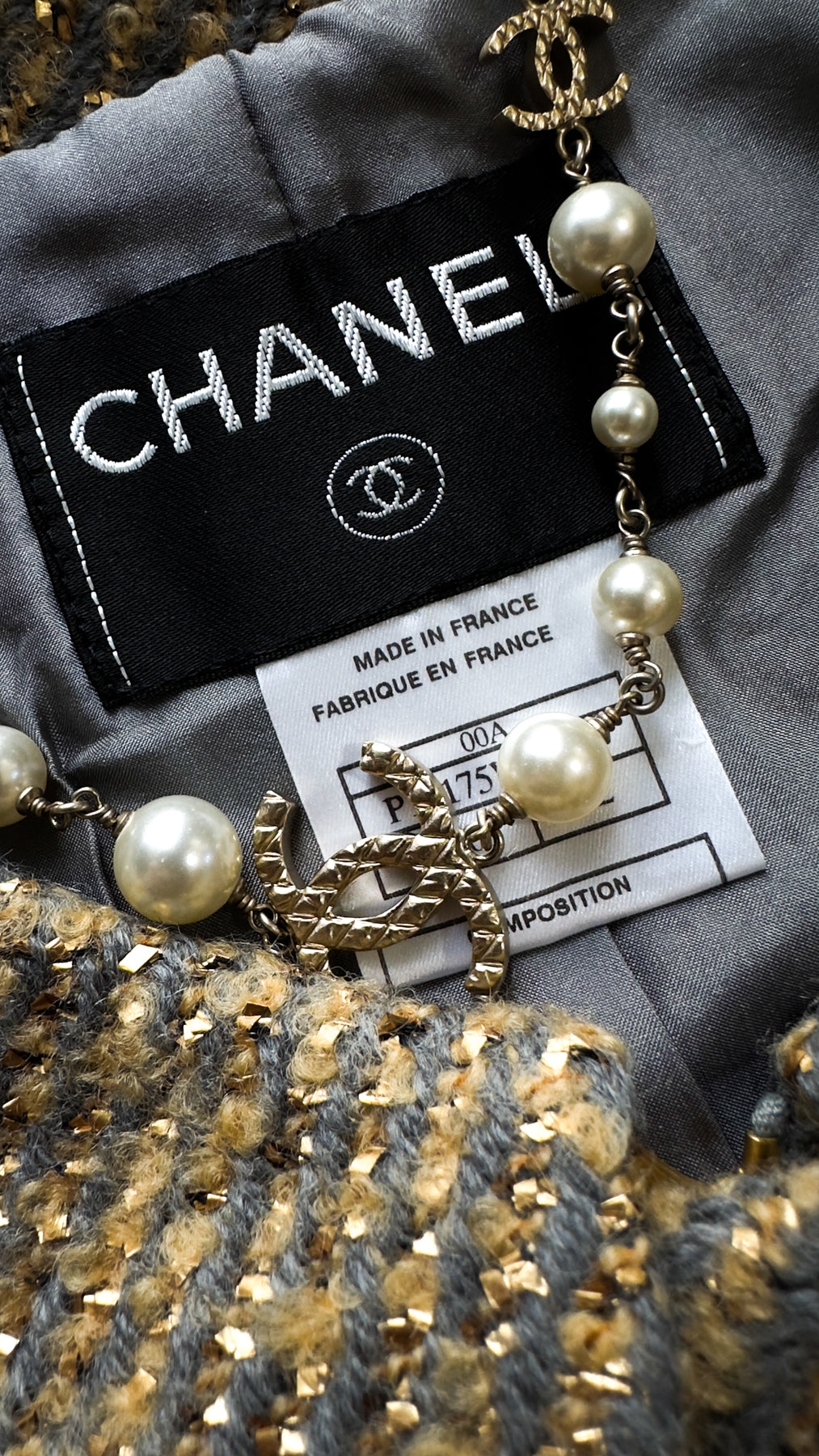 CHANEL 00A Vintage Yellow Beige Gold Gray Wool Zipper Jacket with Scarf 38 40 シャネル ヴィンテージ イエローベージュ ゴールド グレー ジッパー ウール ツイード ジャケット 即発